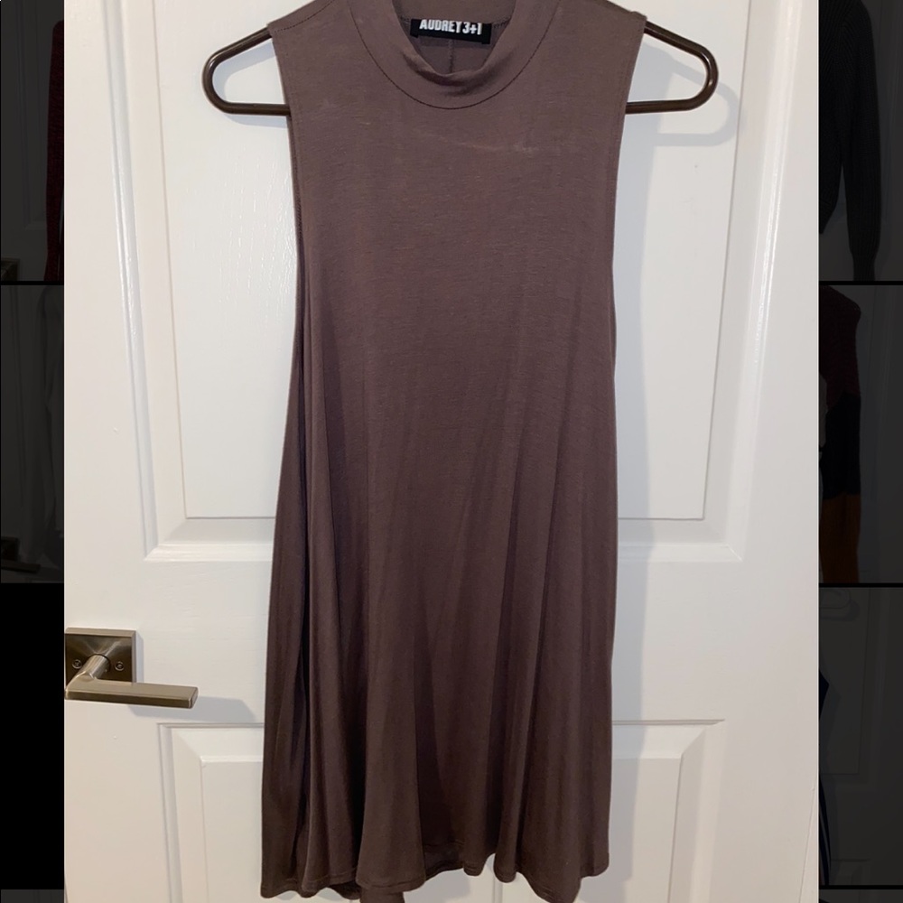 Brown dress